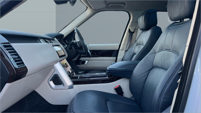 Land Rover Range Rover 3.0 D300 Autobiography 4dr Auto Diesel Estate